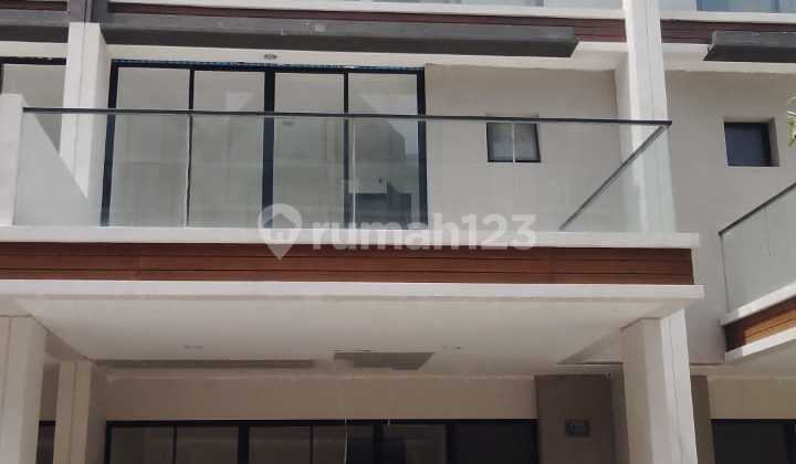 DISEWAKAN CEPAT RUMAH OSAKA 6×10 3 LANTAI HOOK TERMURAH