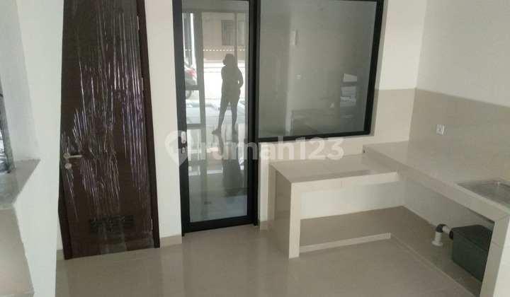 FOR RENT PIK 2 HOUSE HOOK 6×10 UNFURNISHED FOR RENT PIK 2 HOUSE HOOK 6×10 UNFURNISHED