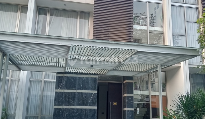 DISEWAKAN RUMAH THE CHOPIN SIGNATURE GOLF ISLAND 8×25 UNFURNISH 