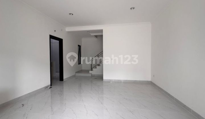 DISEWAKAN RUMAH VILLA PASIR PUTIH PIK 2 8×15 UNIT  2