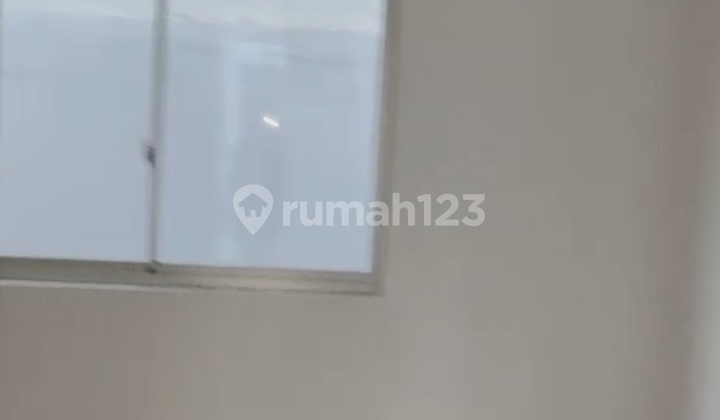 DISEWAKAN RUMAH SCARLET PIK 2 4,5×15 UNFURNISH  2