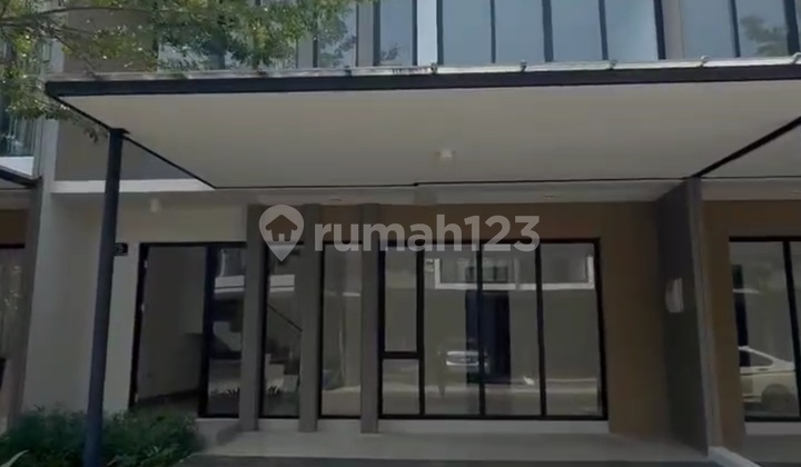 DISEWAKAN CEPAT  RUMAH PIK 2 MILLENIAL 8×10 UNFURNISH