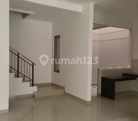 DISEWAKAN RUMAH ARCADIA PIK 2 8×12,5 AC 4 FULL GORDEN 2