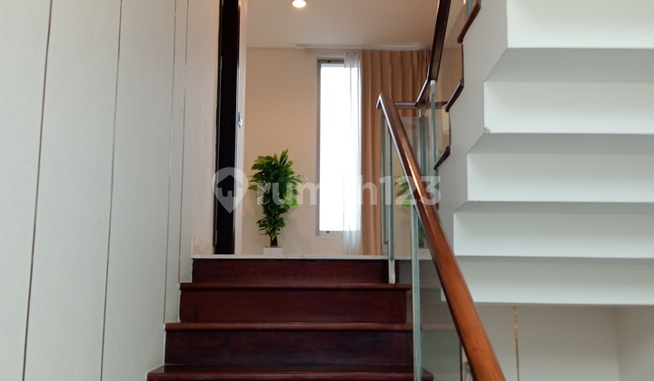 RUMAH MEWAH CHOPIN SIGNATURE GOLF ISLAND TIPE HAZEL 8×25 2