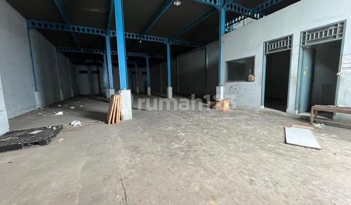 FOR RENT: MIAMI LARGE WOOD WAREHOUSE COMBINED TOTAL 1,137 METERS INCLUDES OFFICE