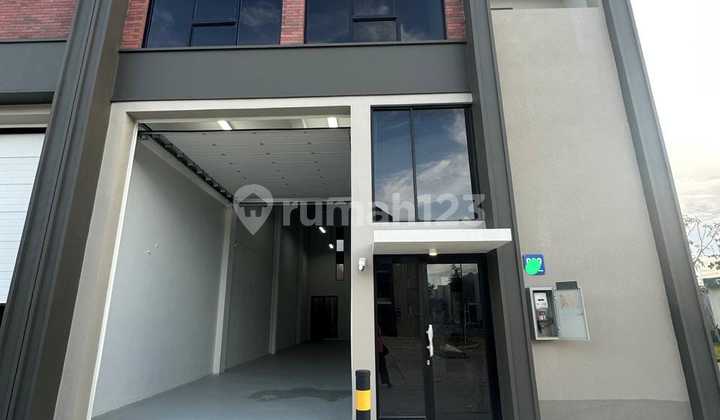 FOR RENT BIZPARK PIK 2 WAREHOUSE 12×30 BRAND NEW MULTI-PURPOSE