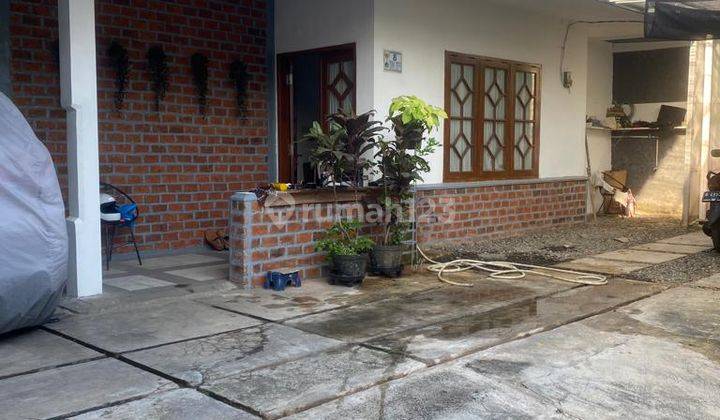 Rumah Bagus Luas dekat Stasiun di Kebayoran Lama Jakarta 1