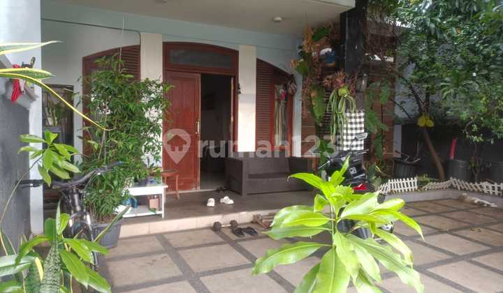 Selling New Luxury House Near Kodau, Jati Makmur