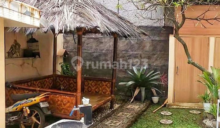 Dijual Rumah Siap Huni Terawat di Kotamas Cimahi Bandung Hunian 1 lantai bangunan minimalis dekat lokasi strategytis & dgn konsep one gate system. Lokasi mudah terjangkau oleh alat transportasi umum. 2