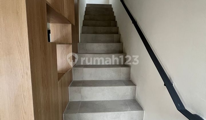 Rumah Hook 2 Lantai Full Renovasi Tanakayu Svani Gading Serpong Bsd City Tangerang Banten 6