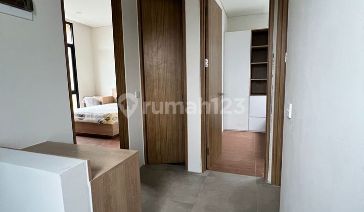 Rumah Hook 2 Lantai Full Renovasi Tanakayu Svani Gading Serpong Bsd City Tangerang Banten 7