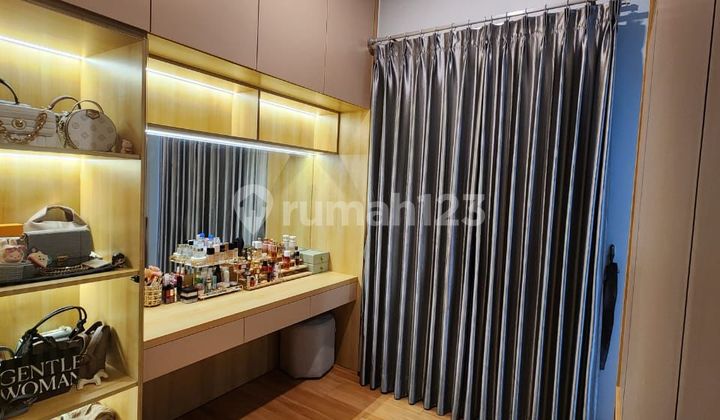 Rumah 2 Lantai Full Renovasi Sektor 1E Gading Serpong Bsd City Tangerang Banten