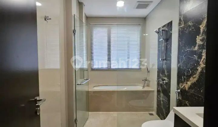 3-Storey House Fully Renovated Nava Park Lancewood BSD City Gading Serpong Tangerang Banten 8