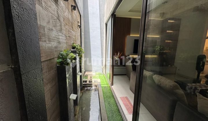 2-Storey House Fully Renovated The Eminent Prestigia Gading Serpong BSD City Tangerang Banten For Sale 10