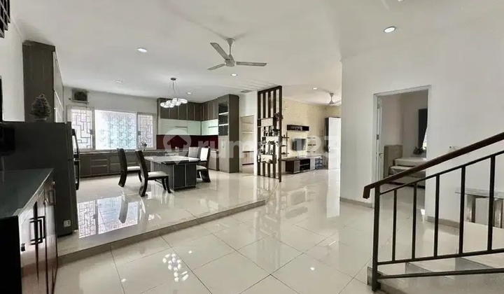 Rumah 3 Lantai Full Renovasi Foresta Fiore Gading Serpong BSD City Tangerang Banten