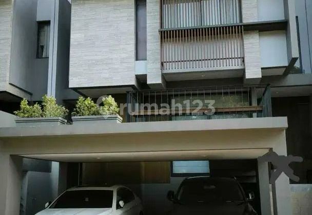 Rumah 3 Lantai Full Renovasi The Eminent Quantis Signature BSD City Gading Serpong Tangerang Banten
