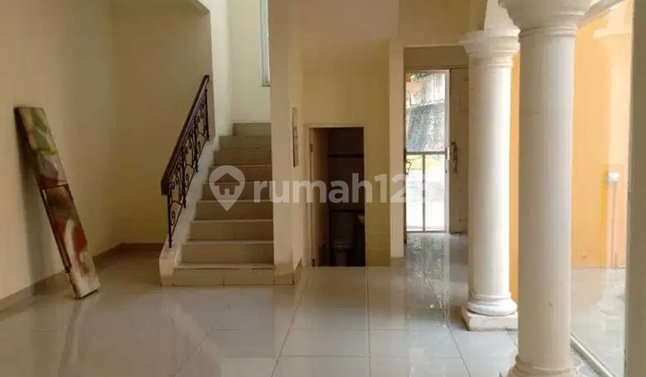2-Story Fully Renovated House Alicante Gading Serpong BSD City Tangerang Banten 2