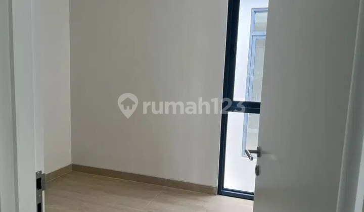 Rumah 3 Lantai Greenwich Aether Gading Serpong BSD City Tangerang Banten 11