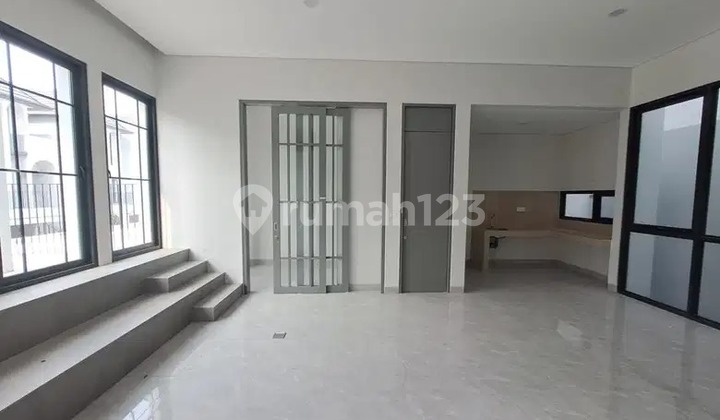 Rumah 3 Lantai Greenwich Aether Gading Serpong BSD City Tangerang Banten 3