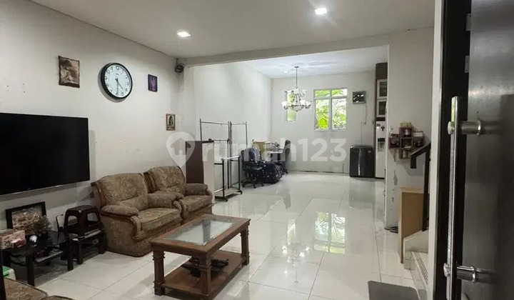 Rumah 2 Lantai Full Renovasi The Eminent Precia Gading Serpong BSD City Tangerang Banten 2