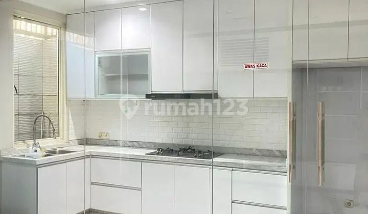 Rumah 3 Lantai Full Renovasi Monaco Village Gading Serpong BSD City Tangerang Banten