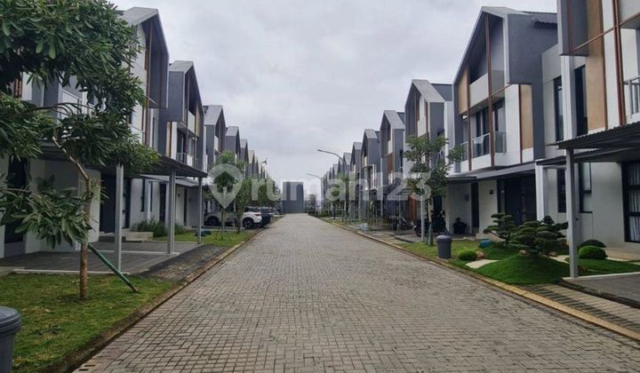 2-Story House Fully Renovated Yuthica Gading Serpong BSD City Tangerang Banten 2