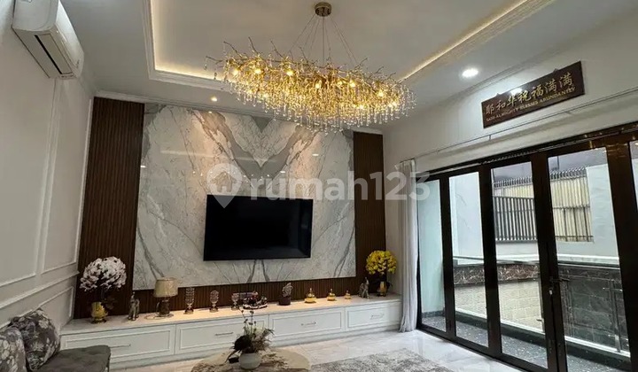 Rumah 3 Lantai Full Renovasi The Springs Scarlet Gading Serpong BSD City Tangerang Banten