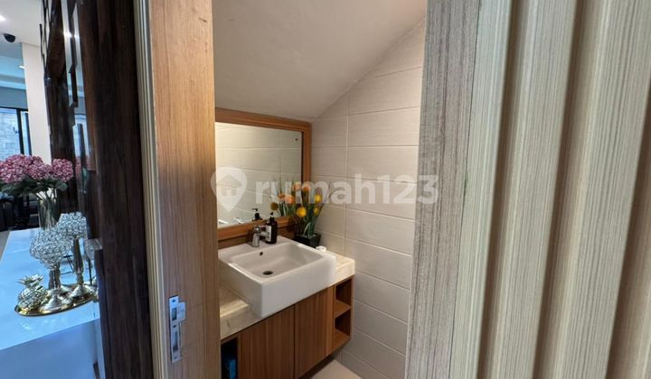 2-Storey House Fully Renovated The Eminent Prestigia Gading Serpong BSD City Tangerang Banten For Sale 7