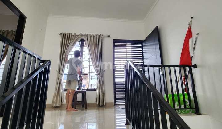 For Rent Beautiful 2-Story House in Duri Kosambi, Strategic Location. 2