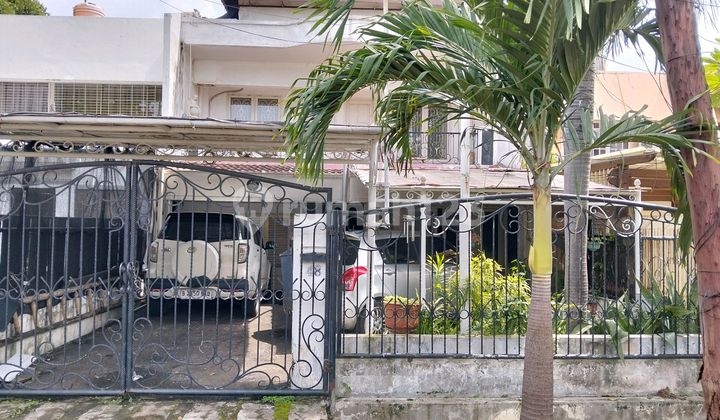 Dijual Rumah Klasik Asri Duri Kepa Tanjung Duren Strategis Dijual Rumah Klasik Asri Duri Kepa Tanjung Duren Strategis