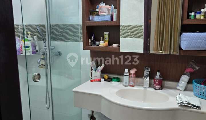 For Rent Nice Apartment Royal Mediterania Garden Residence Ready to Occupy Strategic Location 2