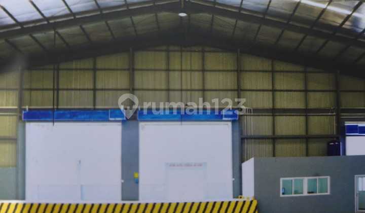 Gudang Royal Kosambi (Ukuran 8000 M) Gudang Royal Kosambi (Ukuran 8000 M)