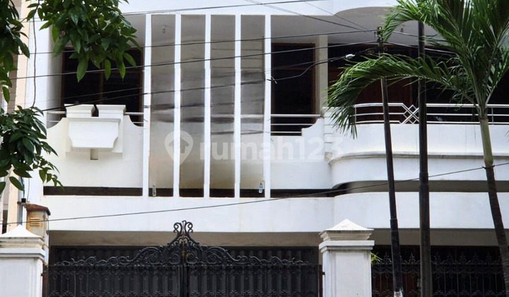 Butuh Cepat Laku Rumah Siap Pakai Dharmahusada Dekat Galaxy Mall