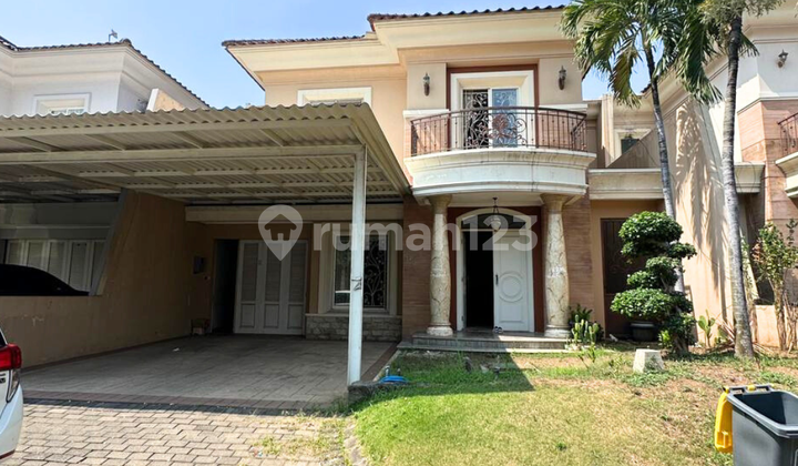 Rumah cluster elit Wisata Bukit Mas Venetian Row jalan lebar