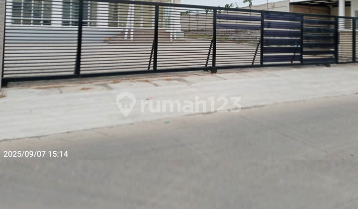 Gudang New Gress Dawarblandong Mojokerto Akses Container 40F