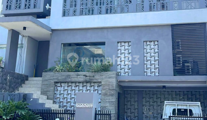 Hot Deal Boarding House at Waterfront University Ciputra UC Hot Deal Boarding House at Waterfront University Ciputra UC