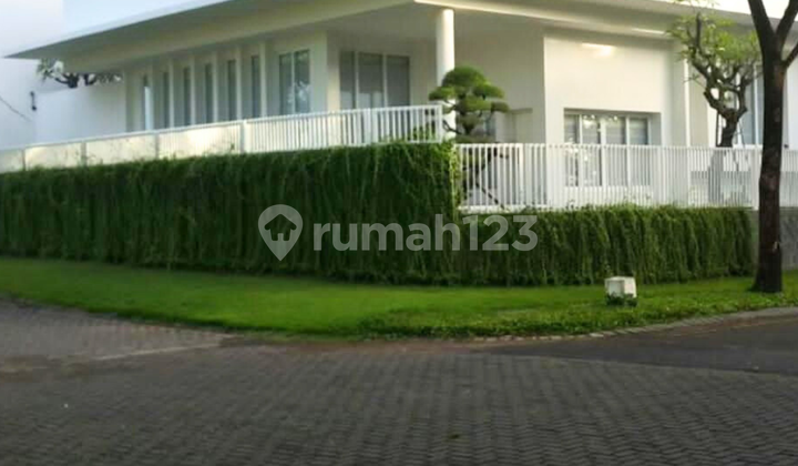 Minimalist Luxury House + Swimming Pool on Raya Bukit Golf International