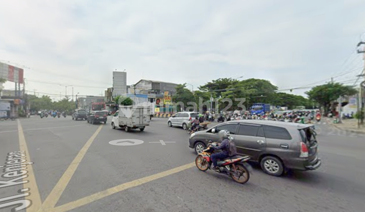 For Sale, Ready-to-Occupy House in Gading Pantai, East Surabaya 2