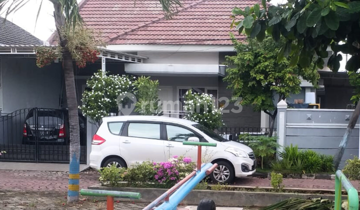 Dijual Rumah SHM HOOK Siap Huni Nirwana Eksekutif Depan Taman