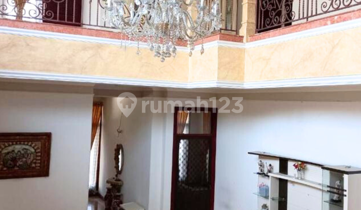 Rumah Full Furnish Marmer 2 lantai Seruni, Sby Pusat
