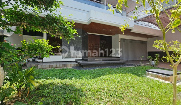 Dijual Rumah untuk KOMERSIAL / HUNIAN Dharmahusada Indah