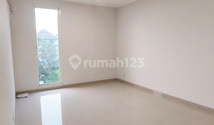 Hot Listing Dijual Rumah Siap Huni The Mansion, Pakuwon Indah 2