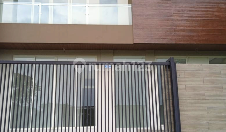 Dijual Rumah Baru Gress Hook Minimalis Bukit Golf Citraland