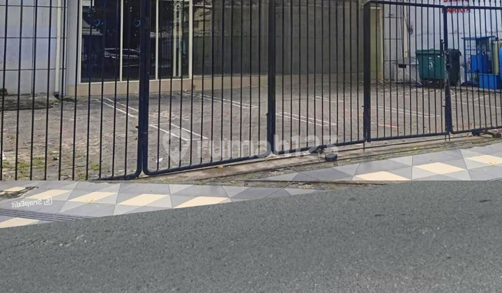 Disewakan Bangunan Komersial Siap Pakai Sulawesi, Surabaya Pusat