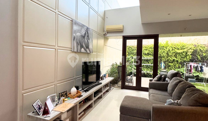 Rumah siap huni di Graha Family Banyak Bonus nya Sangat terawat 2