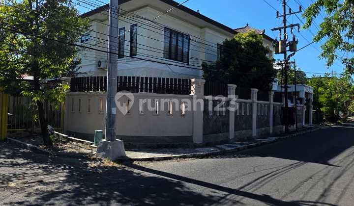 Dijual Rumah Siap Huni HOOK with POOL Manyar, Surabaya Timur 2