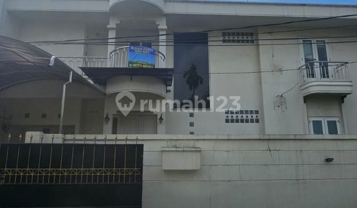 Hunian Impian Keluarga Muda, Rumah Minimalis 4 Kamar Tidur Harga Promo Terbatas di Lokasi Favorit!