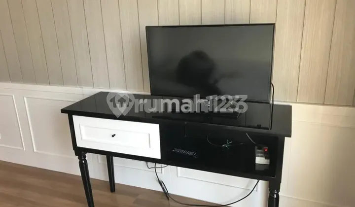 APARTEMEN PREMIUM CENTRAL PARK RESIDENCE 3+1BR 127m2 250juta 2