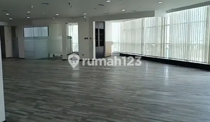 OFFICE APL TOWER 350M2 UNFURNISH LOW ZONE IDR 950JUTA  2