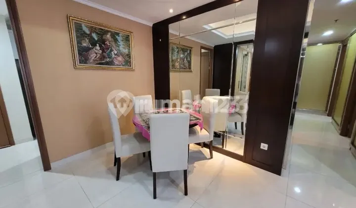 Condominium Taman Anggrek 3+1Br Furnished 135M2 Idr 230Juta 2